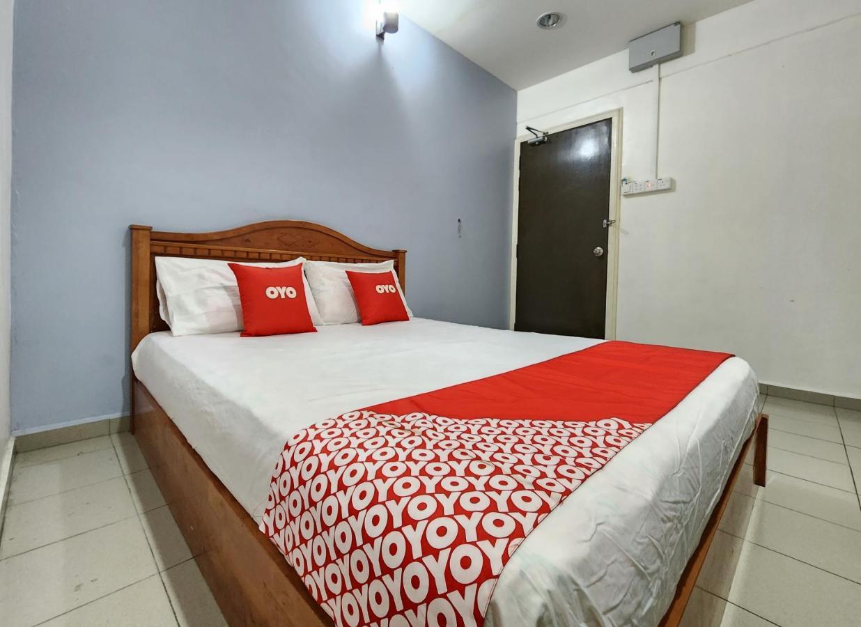 Oyo 90743 Hotel Ban Cheong Kangar Eksteriør billede