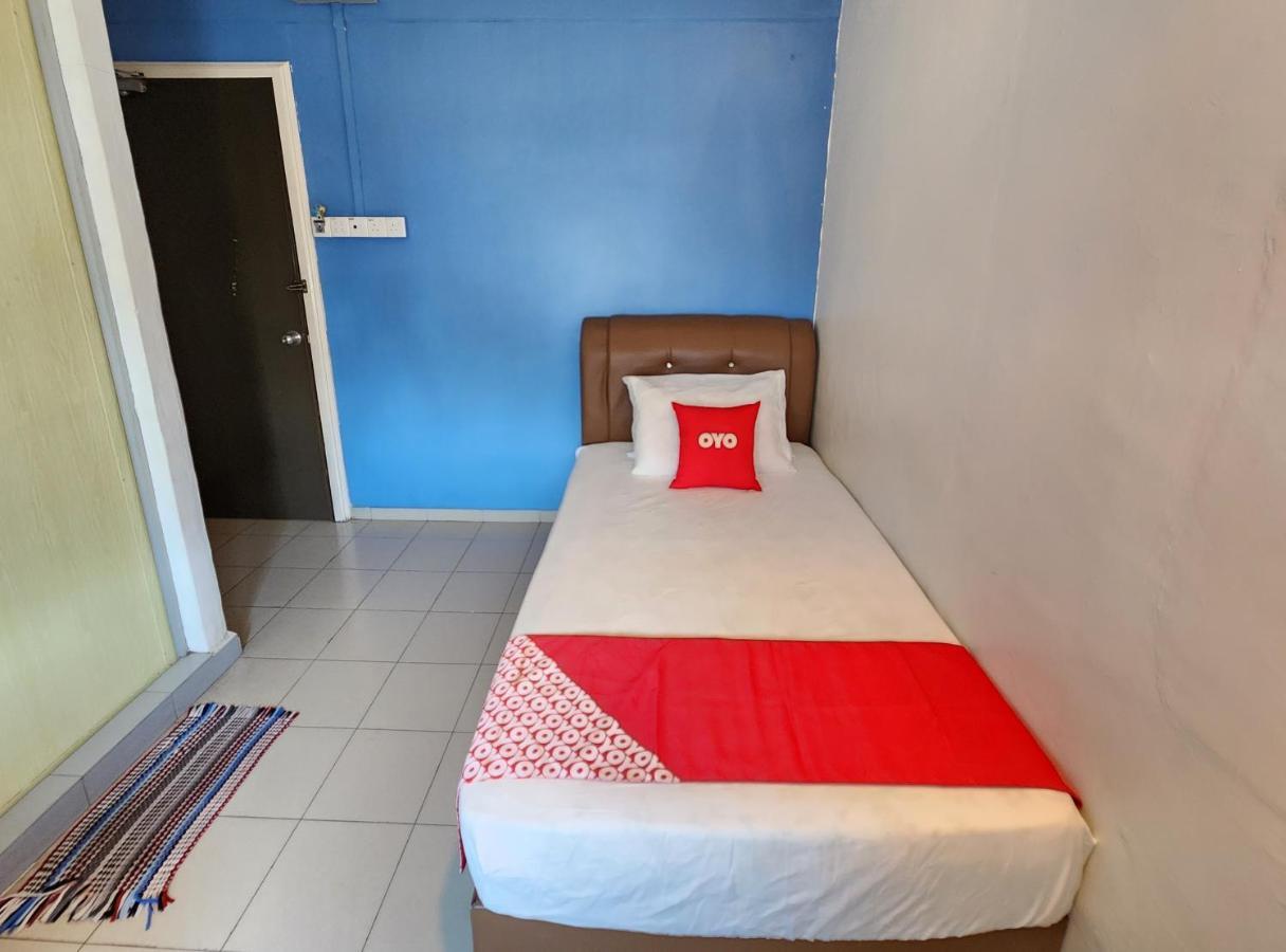 Oyo 90743 Hotel Ban Cheong Kangar Eksteriør billede