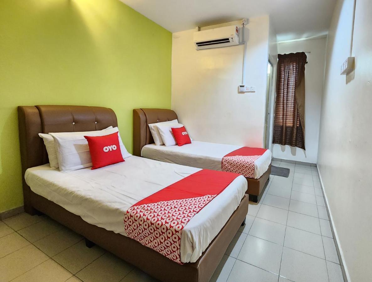 Oyo 90743 Hotel Ban Cheong Kangar Eksteriør billede