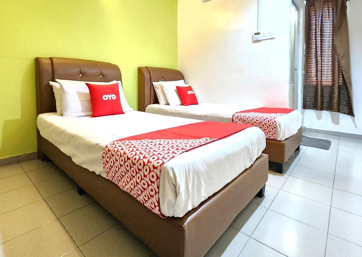 Oyo 90743 Hotel Ban Cheong Kangar Eksteriør billede