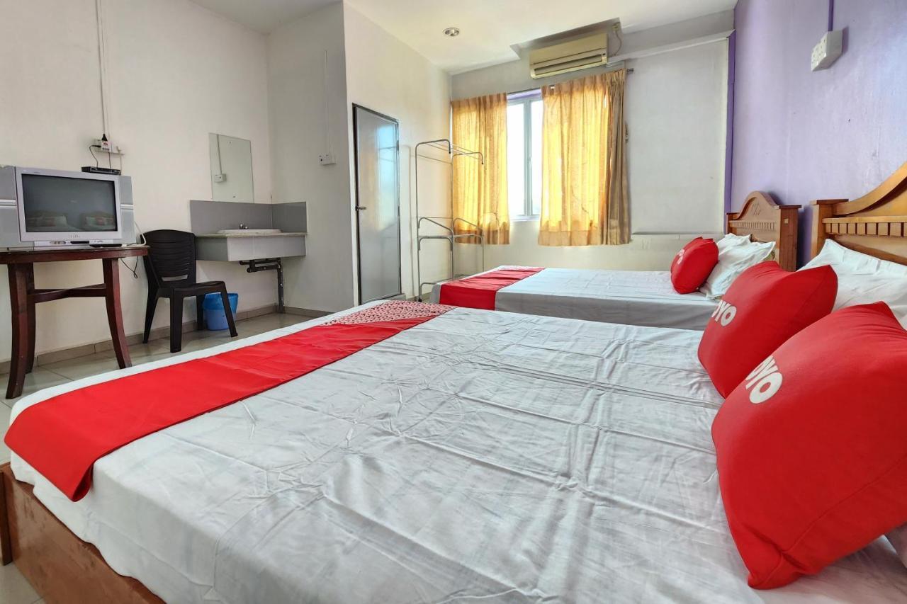 Oyo 90743 Hotel Ban Cheong Kangar Eksteriør billede